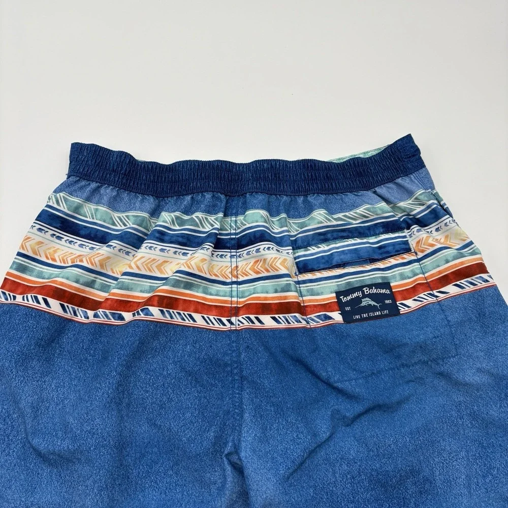 Tommy Bahama Men's 9